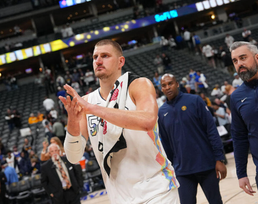 nikola-jokic-disebutkan-lebih-hebat-dari-sga