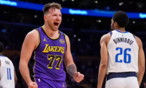 Luka Dončić Pimpin Lakers Lawan Suns Malam Ini