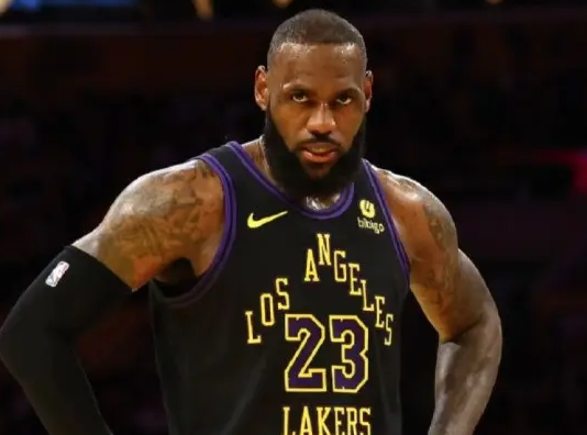 lebron-james-akan-melakukan-rehabilitas