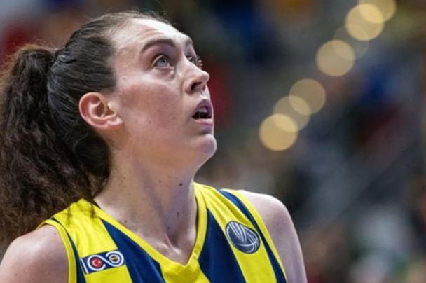 Breanna Stewart Memulai Pertualangan Baru Dengan Fenerbahce