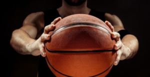 Cara Melakukan Teknik Bounce Pass Yang Sulit Diantisipasi