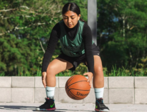 Tips Memilih Sepatu Bola Basket yang Nyaman dan Tahan Lama